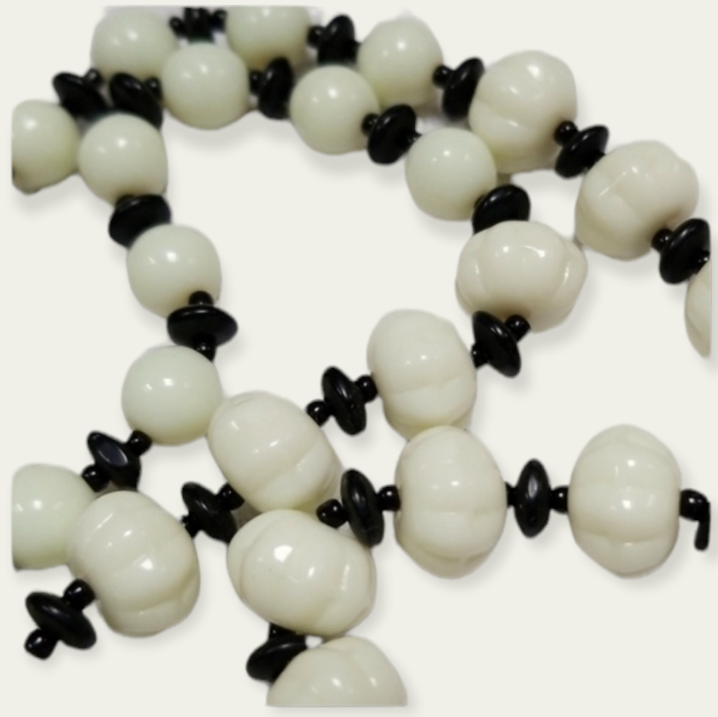 Vintage Czech Bohemian 1920s Art Deco Uranium Glass Bead Necklace